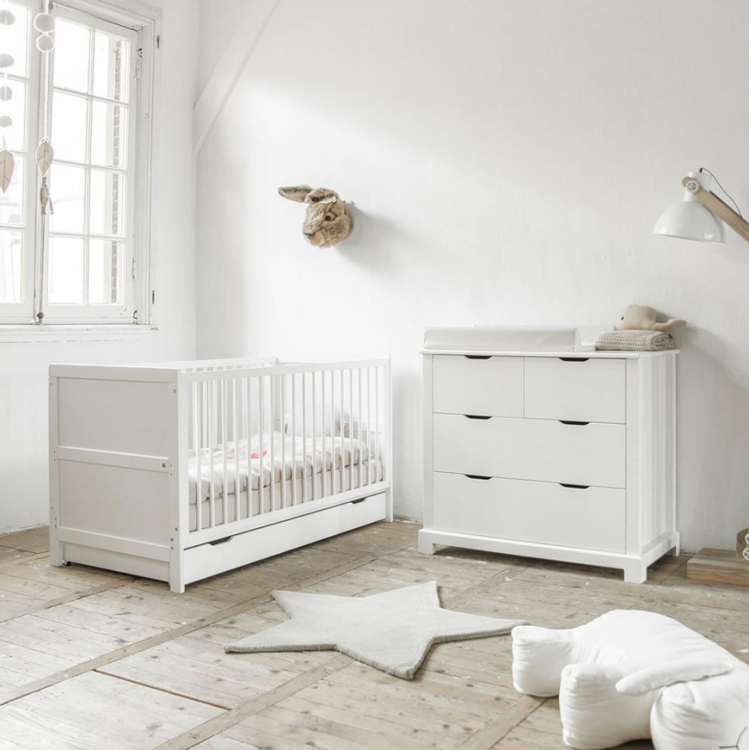 Fauteuil pour chambre bébé par Petite Amélie