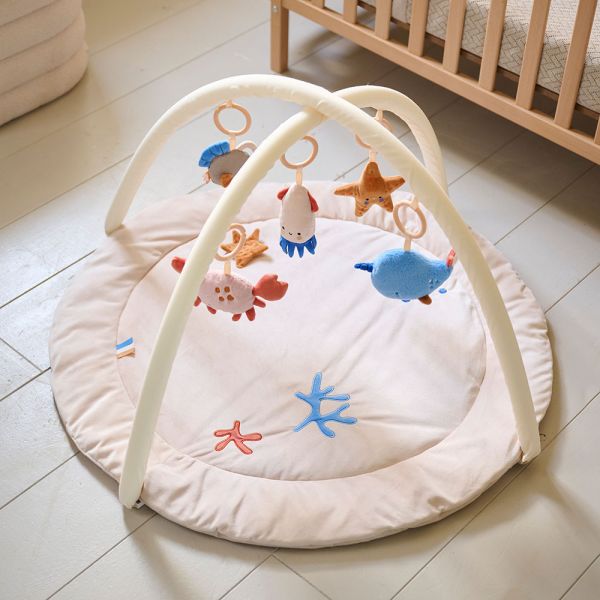 Arche d'éveil pour bébé couleur beige en 100% polyester dimensions 83x83x50 cm par Petite Amélie 