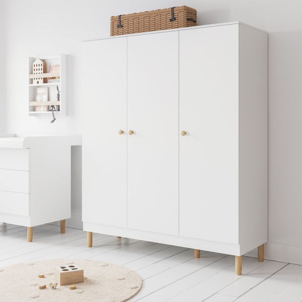 Armoire bébé 3 portes en bois de la collection Bocca en blanc par Petite Amélie