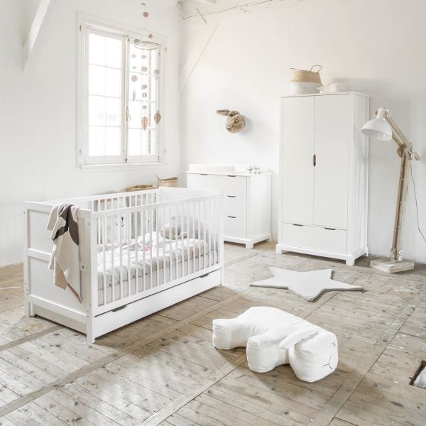 Lit bébé «HÊTRE» noir 60x120cm - confort pour votre bébé ✔️ Petite Amélie